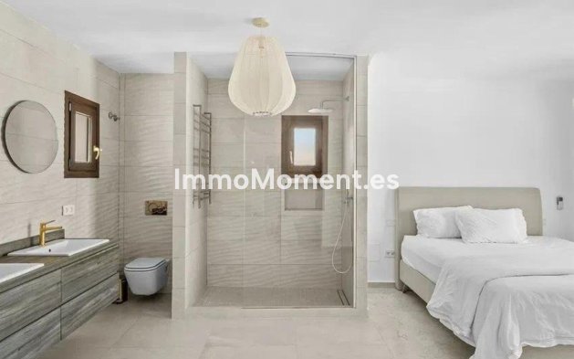 Bestaande woning - Vrijstaande villa - Estepona  - Selwo