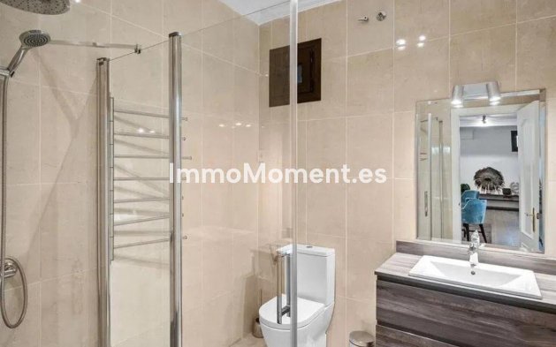 Bestaande woning - Vrijstaande villa - Estepona  - Selwo