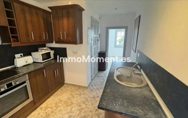 Reventa - Apartamento - Estepona  - Estepona Centro