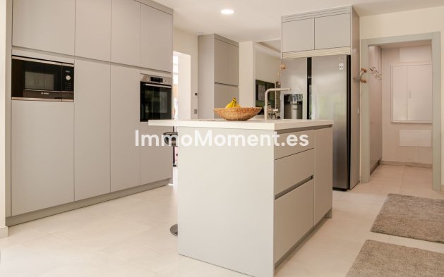 Resale - Detached villa - Benahavís - El Madroñal