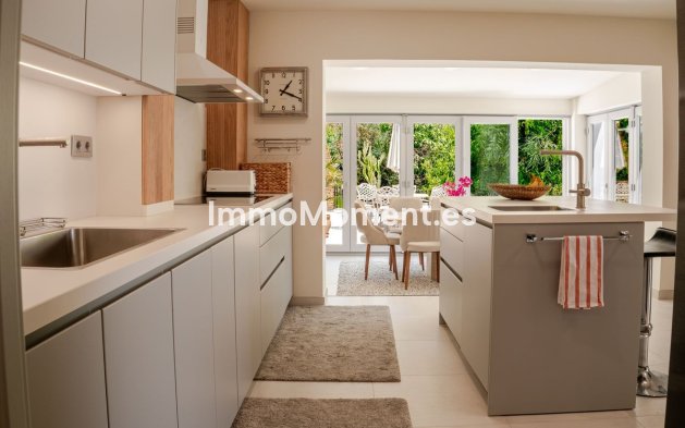 Resale - Detached villa - Benahavís - El Madroñal