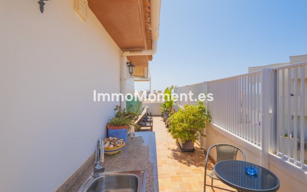 Resale - Apartment - Torremolinos - La Carihuela