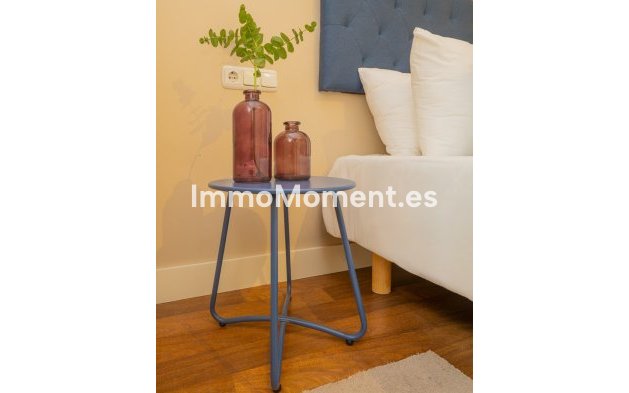Resale - Apartment - Torremolinos - La Carihuela