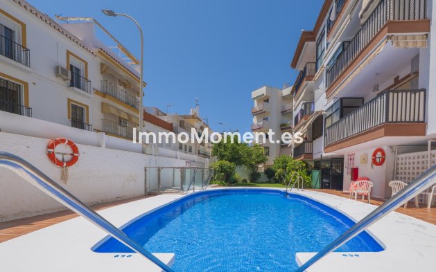 Resale - Apartment - Torremolinos - La Carihuela