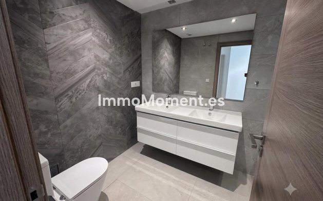 Resale - Apartment - Mijas - La Cala Golf