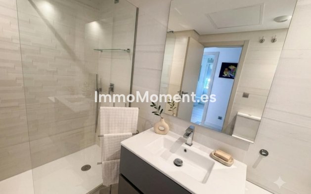 Resale - Apartment - Mijas - La Cala Golf
