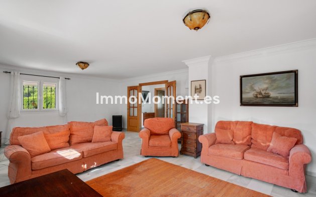 Wiederverkauf - Freistehende Villa - Estepona  - Estepona Centro