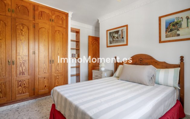 Wiederverkauf - Freistehende Villa - Estepona  - Estepona Centro