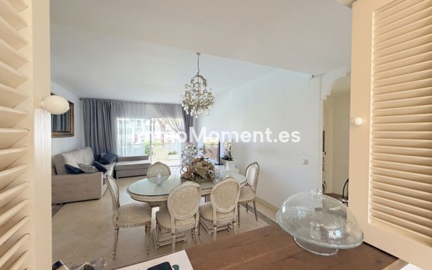 Resale - Apartment - Estepona - Estepona Centro