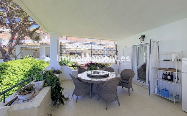 Resale - Apartment - Estepona - Estepona Centro