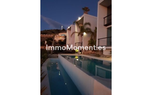Resale - Detached villa - Benidorm - Benidorm Centro