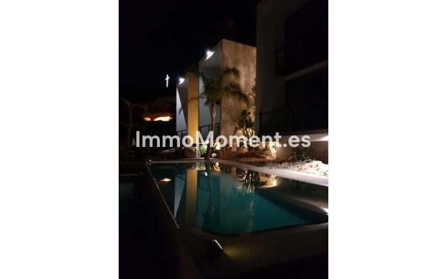 Resale - Detached villa - Benidorm - Benidorm Centro