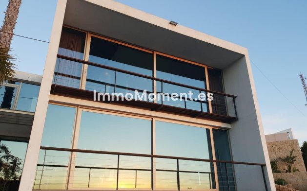 Resale - Detached villa - Benidorm - Benidorm Centro