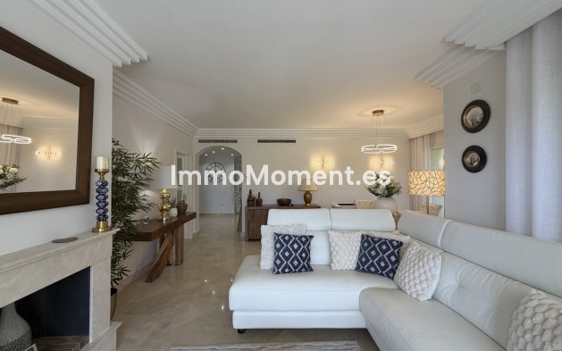 Resale - Apartment - Casares - Casares Centro