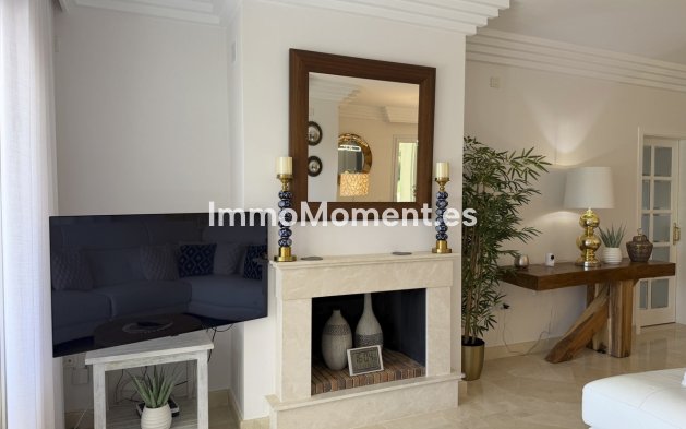 Resale - Apartment - Casares - Casares Centro