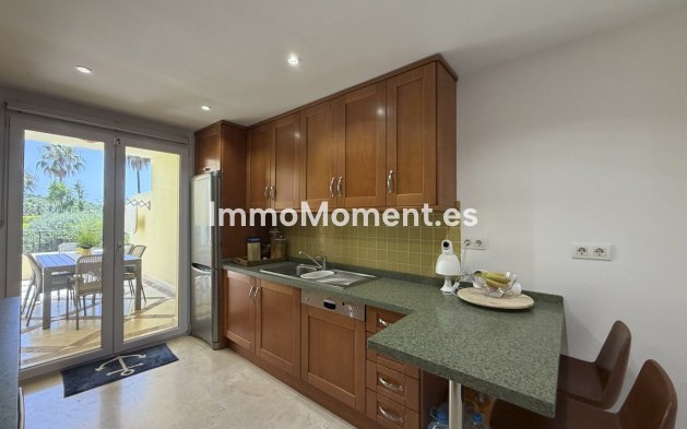 Resale - Apartment - Casares - Casares Centro