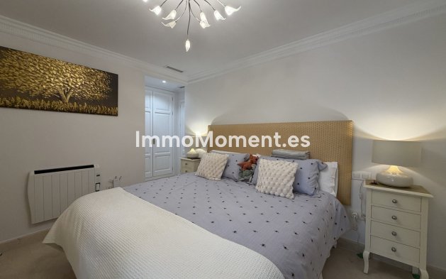 Resale - Apartment - Casares - Casares Centro