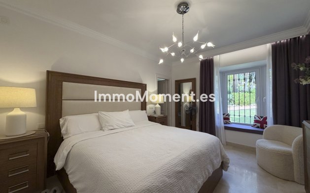 Resale - Apartment - Casares - Casares Centro