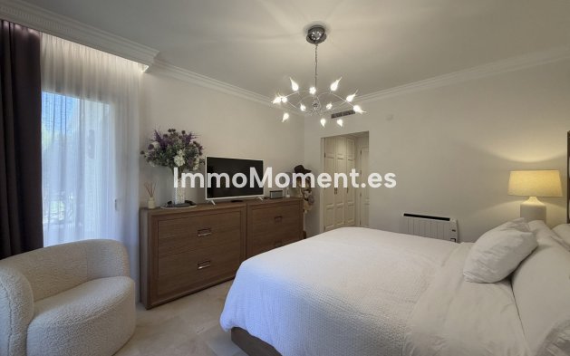 Resale - Apartment - Casares - Casares Centro