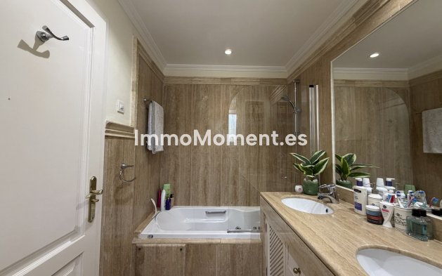 Resale - Apartment - Casares - Casares Centro
