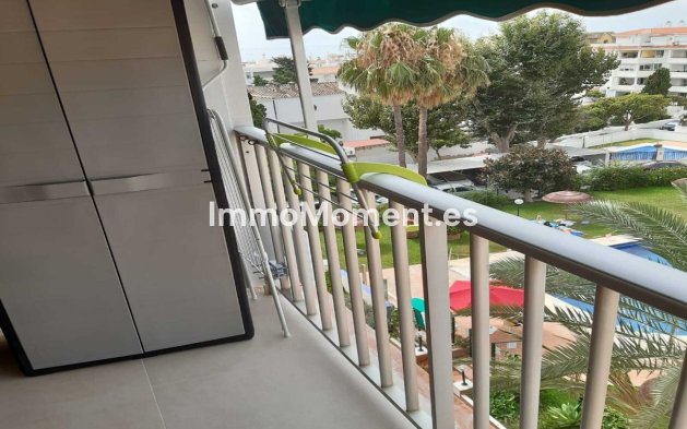 Resale - Apartment - Torremolinos - La Carihuela
