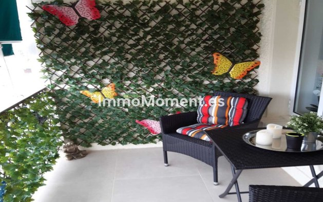 Resale - Apartment - Torremolinos - La Carihuela