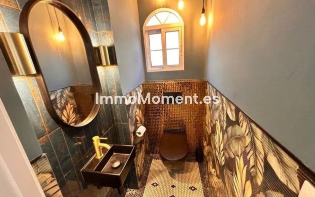 Wiederverkauf - Freistehende Villa - Marbella - Marbella Centro