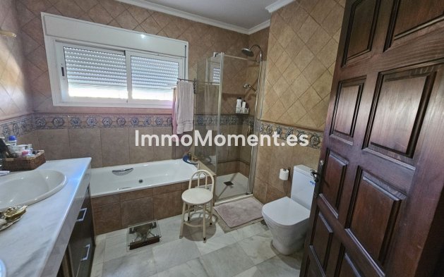 Reventa - Villa independiente - Marbella - Nueva Andalucía