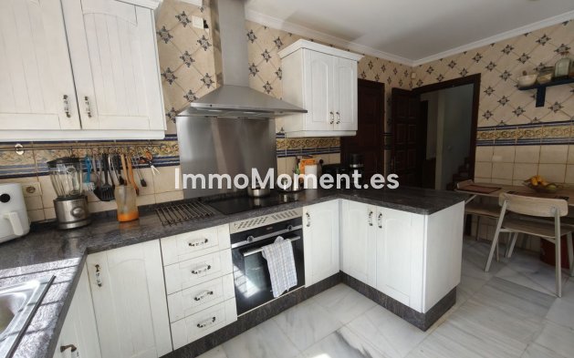 Reventa - Villa independiente - Marbella - Nueva Andalucía