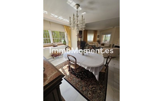 Reventa - Villa independiente - Marbella - Nueva Andalucía