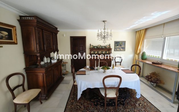 Reventa - Villa independiente - Marbella - Nueva Andalucía