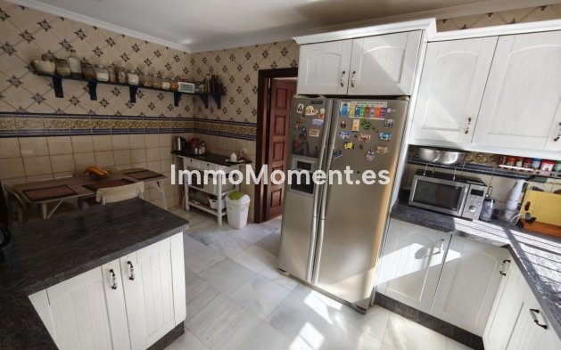 Reventa - Villa independiente - Marbella - Nueva Andalucía