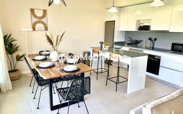 Lange termijn verhuur - Appartement - Estepona  - Cancelada