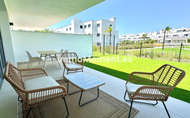 Lange termijn verhuur - Appartement - Estepona  - Cancelada