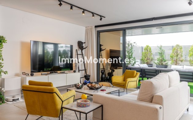 Resale - Apartment - Benahavís - Benahavís Centro