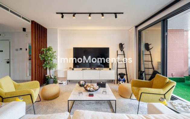 Resale - Apartment - Benahavís - Benahavís Centro