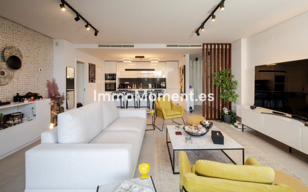 Resale - Apartment - Benahavís - Benahavís Centro