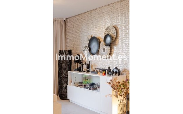 Resale - Apartment - Benahavís - Benahavís Centro