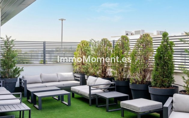 Resale - Apartment - Benahavís - Benahavís Centro