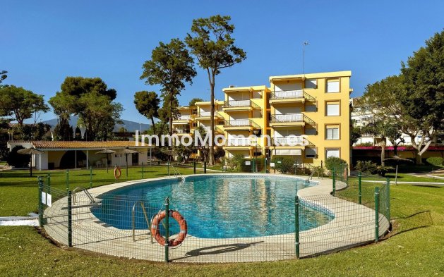 Resale - Apartment - Estepona - Estepona Centro