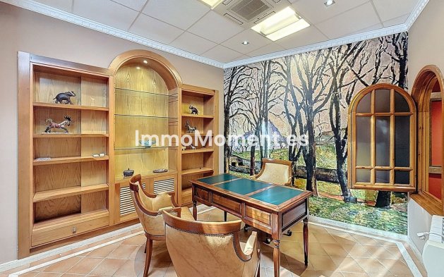 Resale - Townhouse - Málaga - Málaga Este