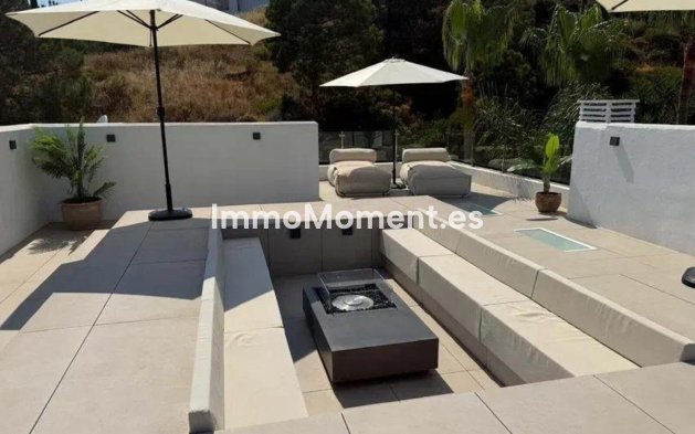 Resale - Apartment - Benahavís - La Quinta