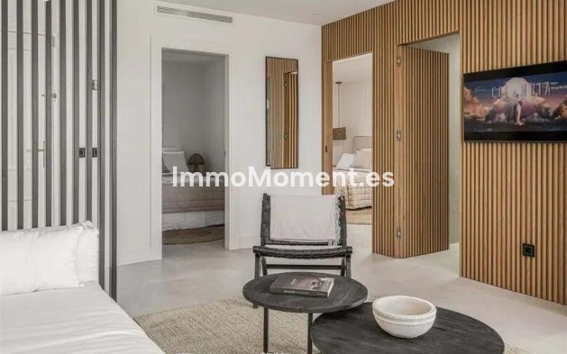 Resale - Apartment - Benahavís - La Quinta