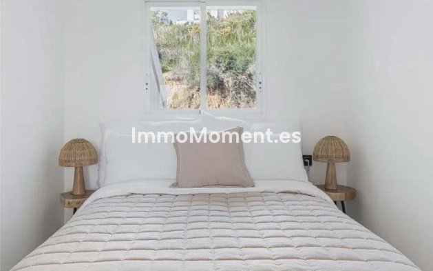 Resale - Apartment - Benahavís - La Quinta