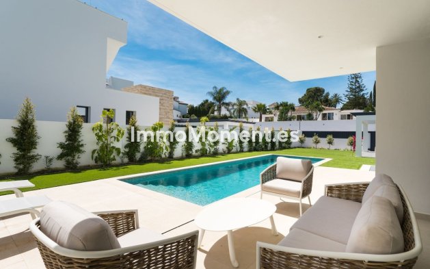 Bestaande woning - Vrijstaande villa - Estepona  - Atalaya