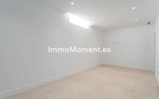 Bestaande woning - Vrijstaande villa - Estepona  - Atalaya