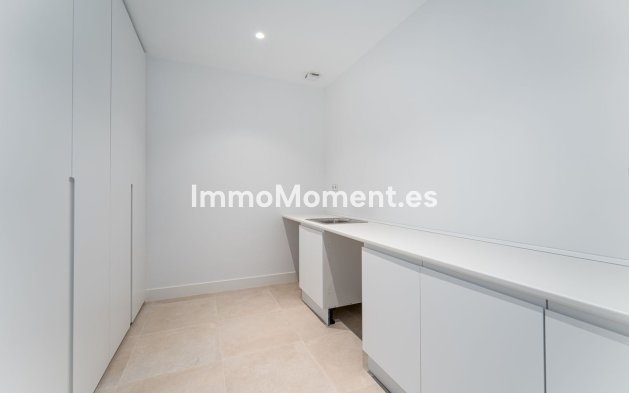 Bestaande woning - Vrijstaande villa - Estepona  - Atalaya