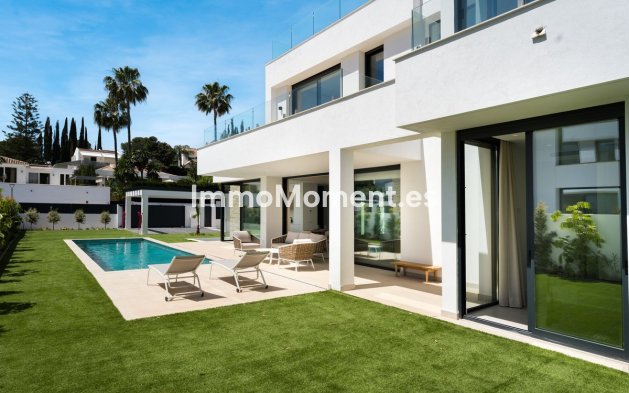 Bestaande woning - Vrijstaande villa - Estepona  - Atalaya