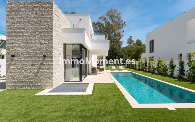 Bestaande woning - Vrijstaande villa - Estepona  - Atalaya