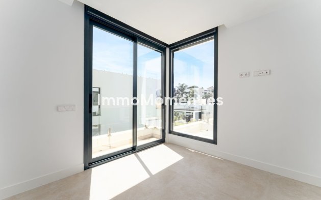 Bestaande woning - Vrijstaande villa - Estepona  - Atalaya